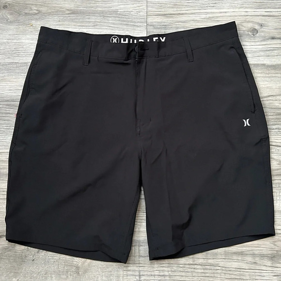Hurley men’s black button shorts size 40 - Picture 1 of 7